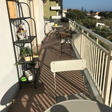 Frontemare Bed & Breakfast 3*