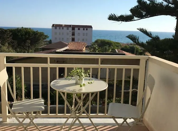 فندق مبيت وإفطار Frontemare أغريجنتو